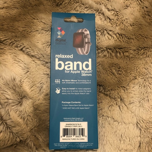Digital Basics Apple Watch Nylon Band - Picture 3 of 4